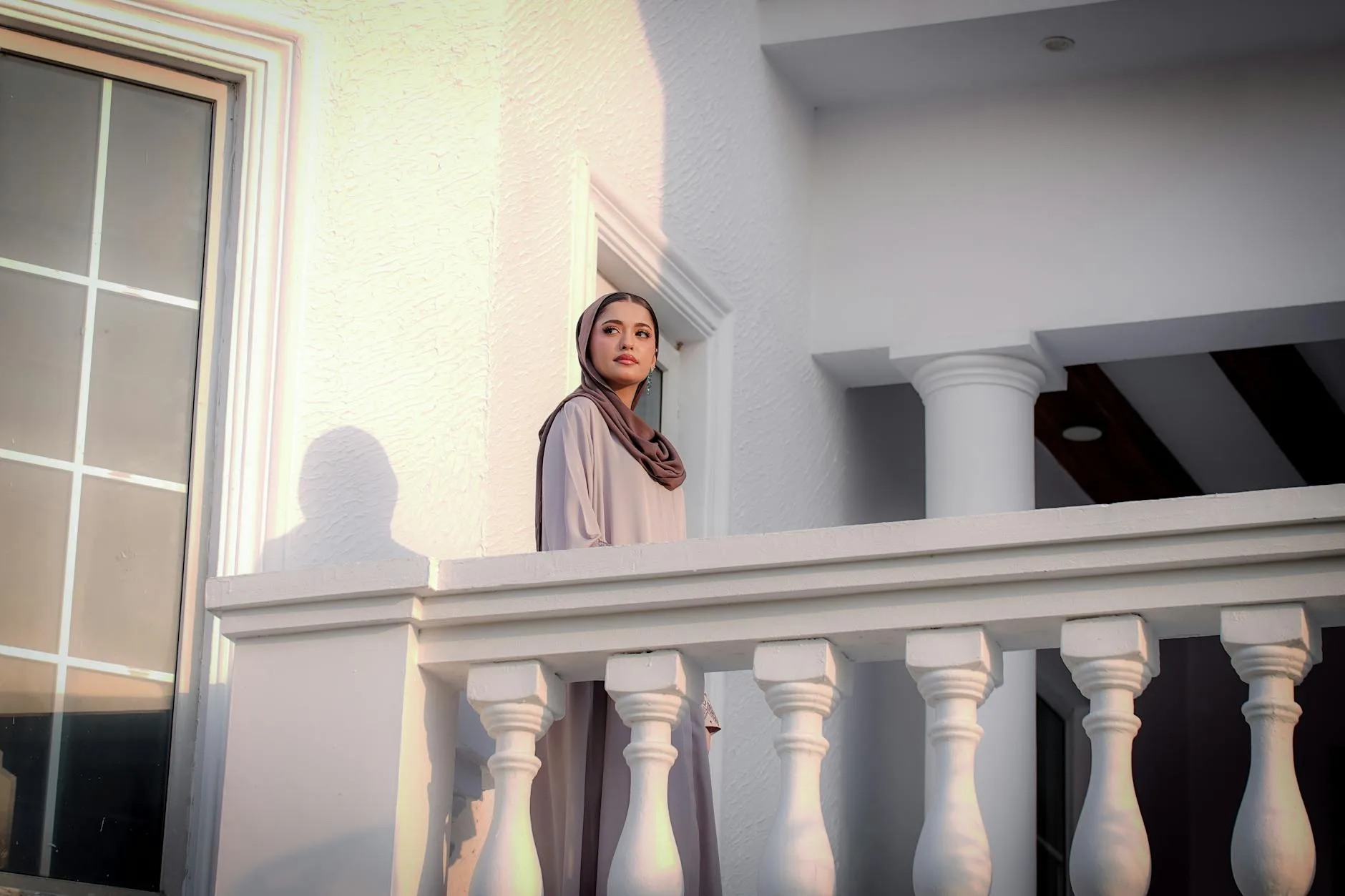 Shopify international setup for abaya ecommerce