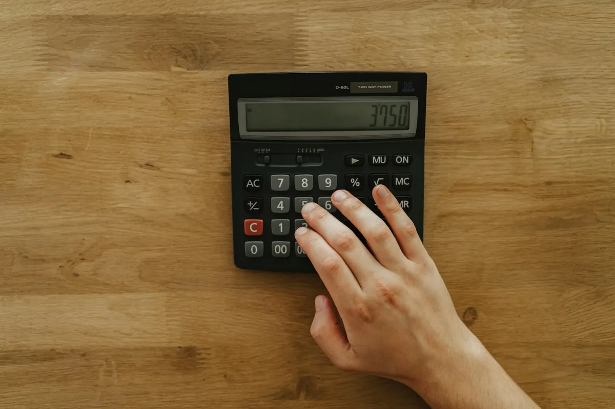 Step-by-step break even calculation showing fixed costs, variable costs, and the formula