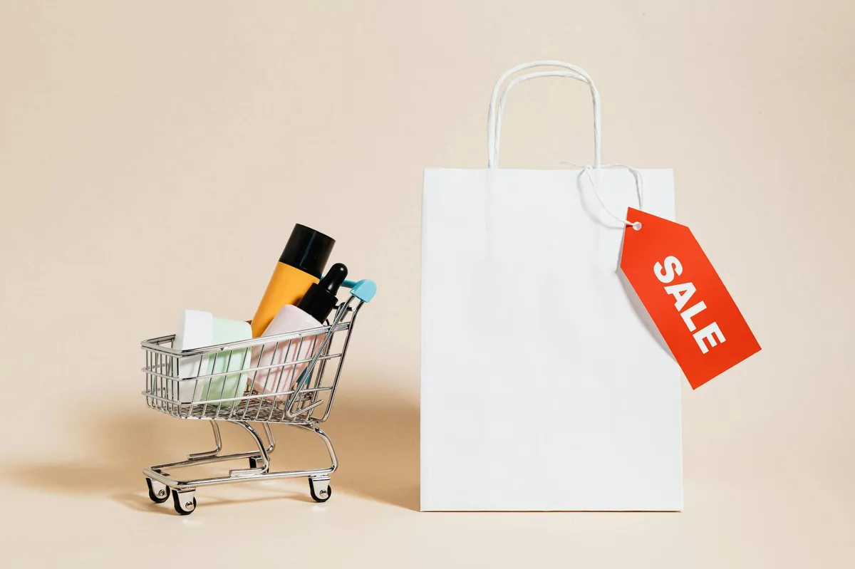 reasons for cart abandonment bar chart with percentages