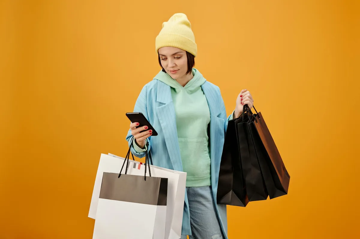 Post-purchase brand experience touchpoints timeline