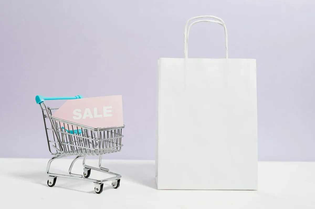 ecommerce search autocomplete navigation