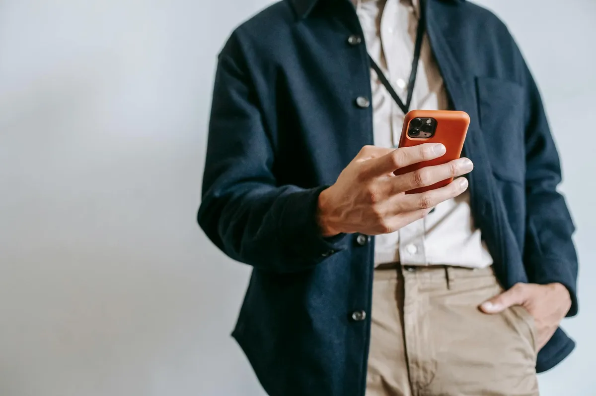 sms versus email open rate comparison chart