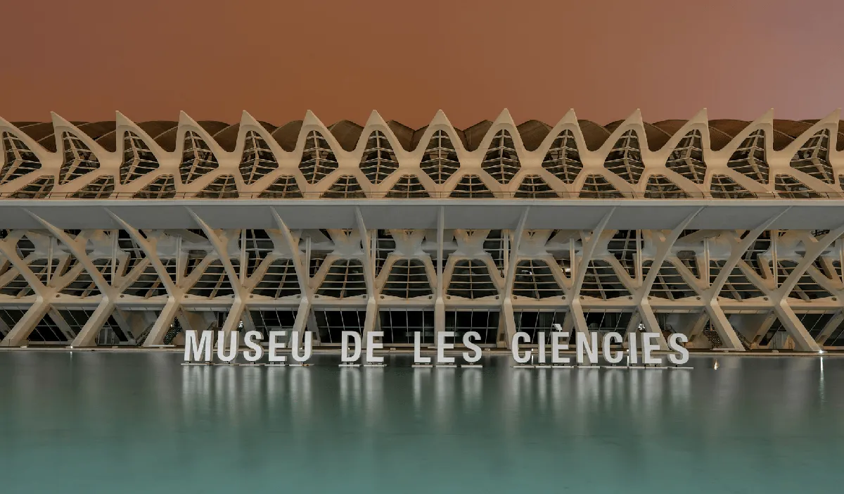 Diagram showing the two sides of the LTV to CAC ratio — acquisition cost vs lifetime value