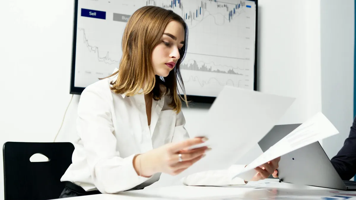 shopify advanced plan custom reports interface