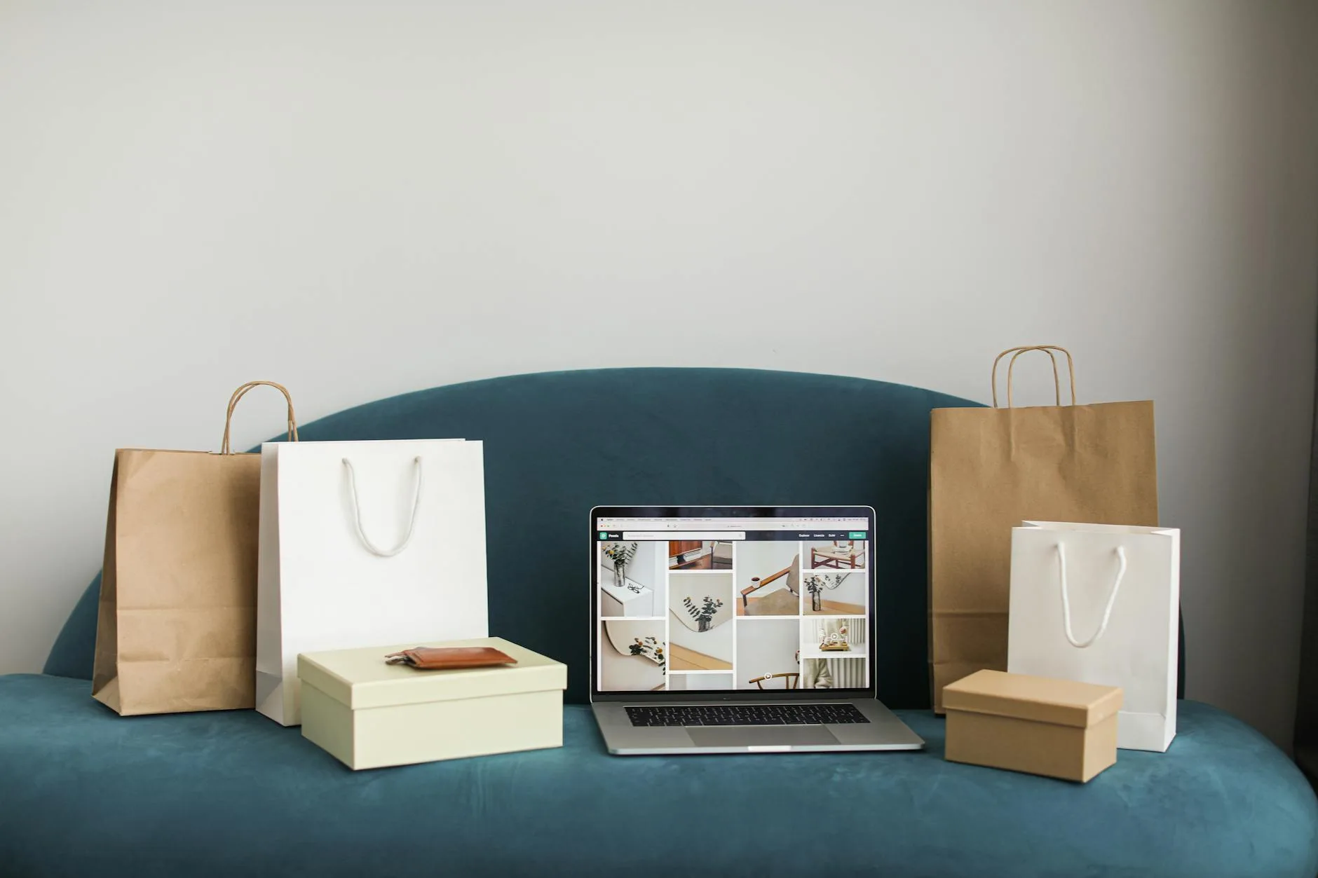 WooCommerce vs Shopify features for UAE online stores